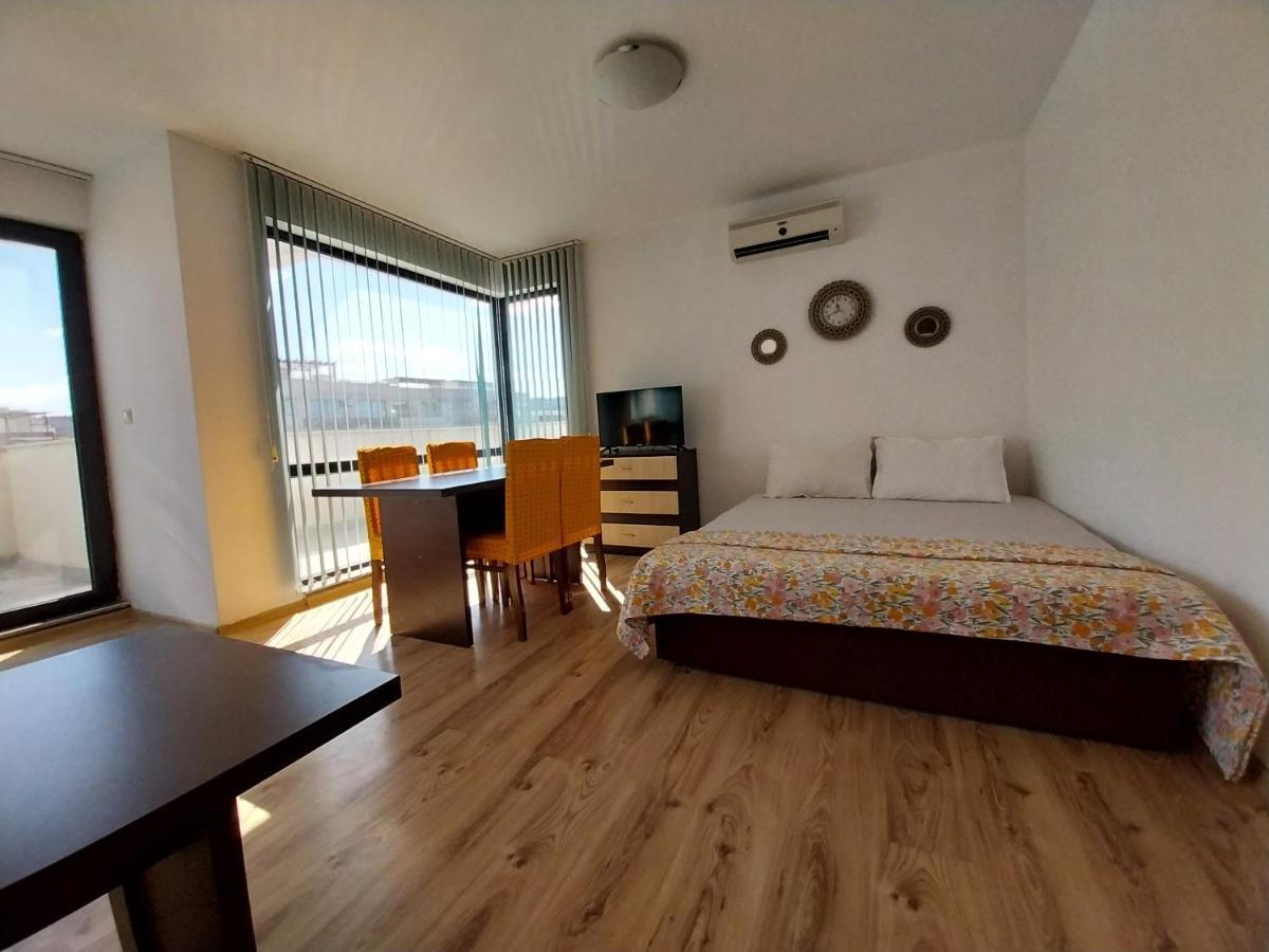 Созопол Апартаменти Azuro Sozopol Exterior foto