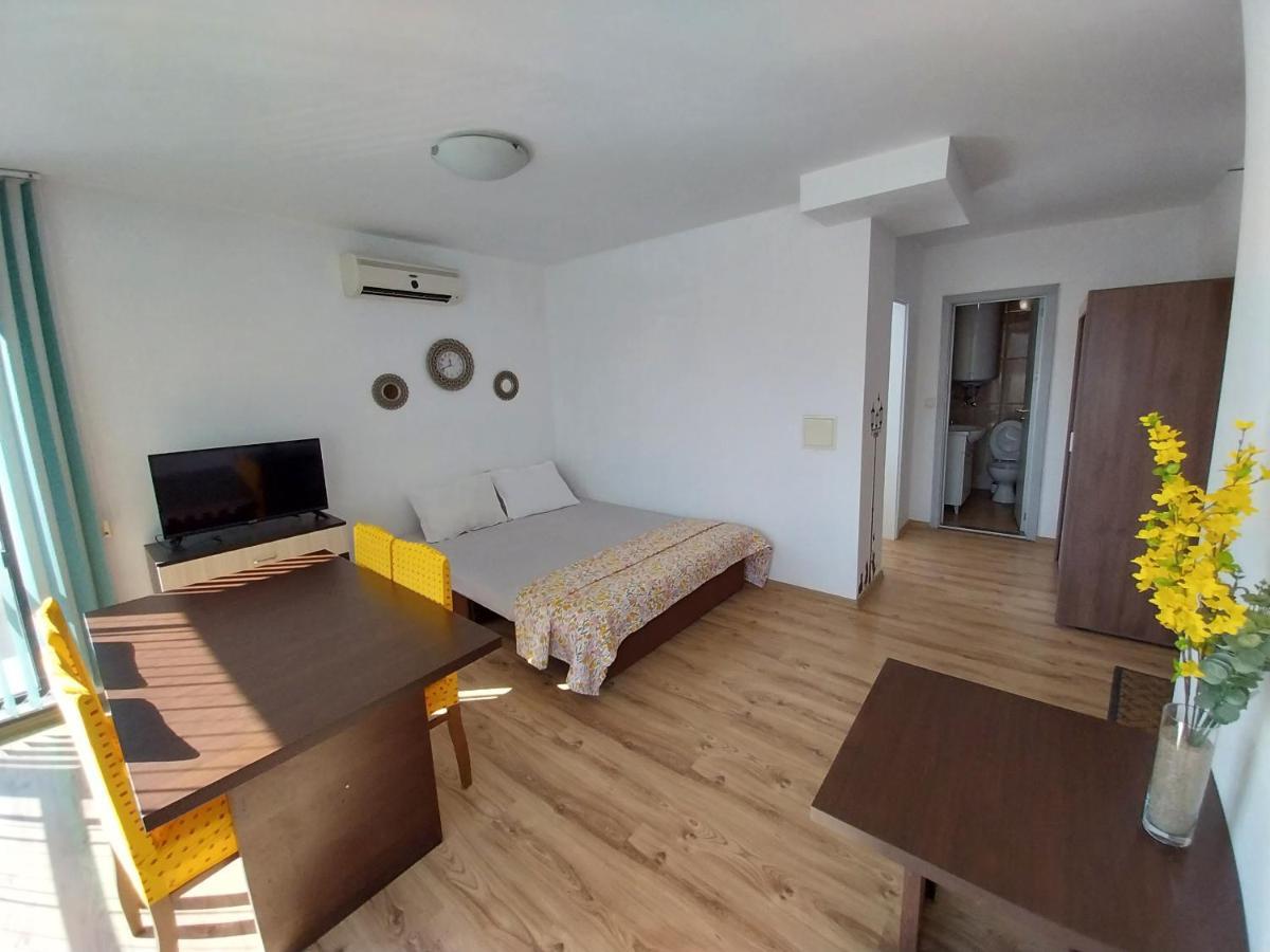 Созопол Апартаменти Azuro Sozopol Exterior foto